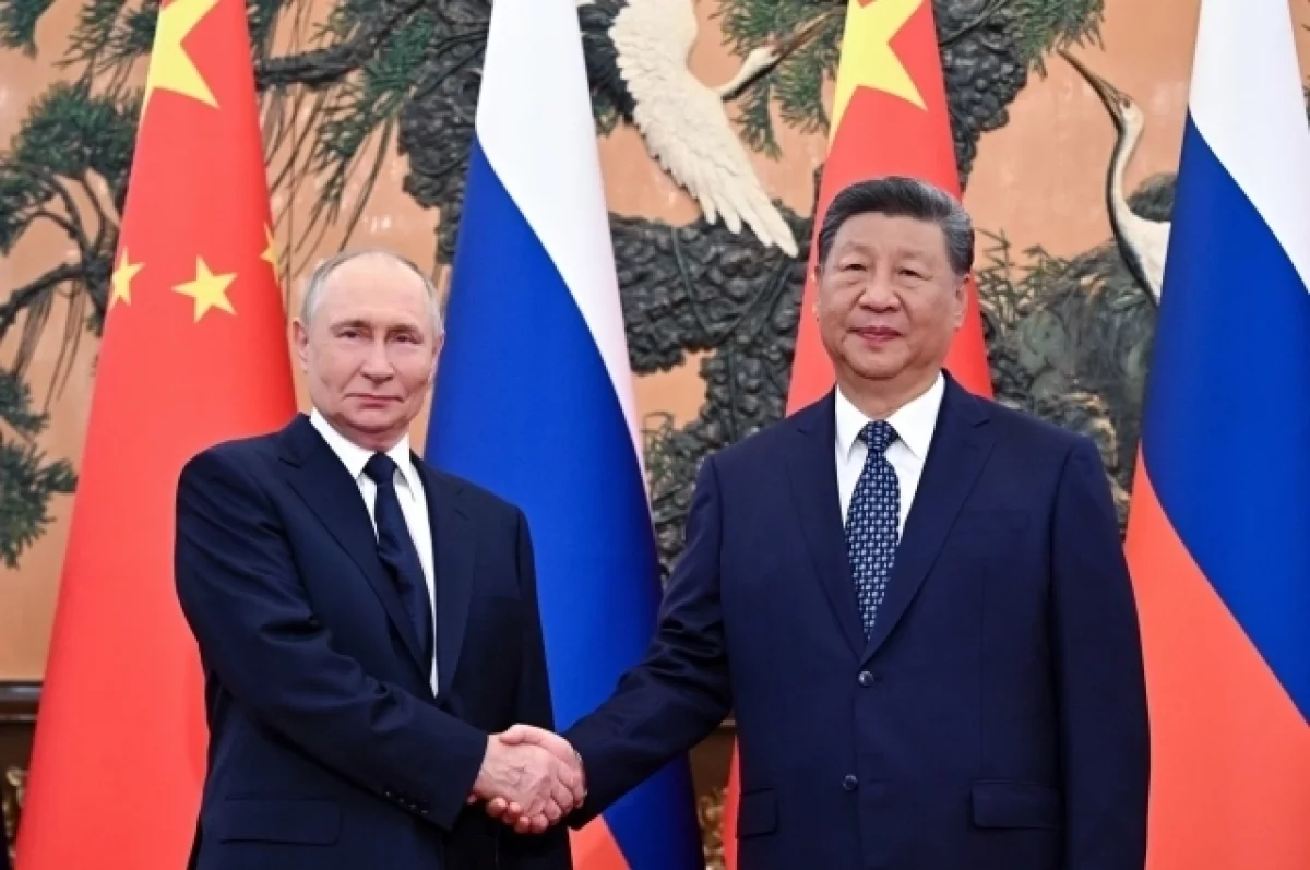 Read more about the article «Корчится в истерике». Политолог объяснил, чем Путин и Си взбесили Европу