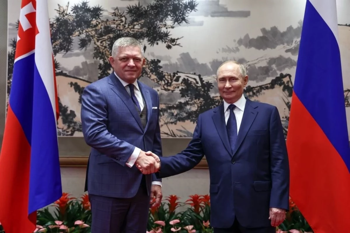 Read more about the article Запорожская АЭС на троих. Что Путин обсудил с Фицо