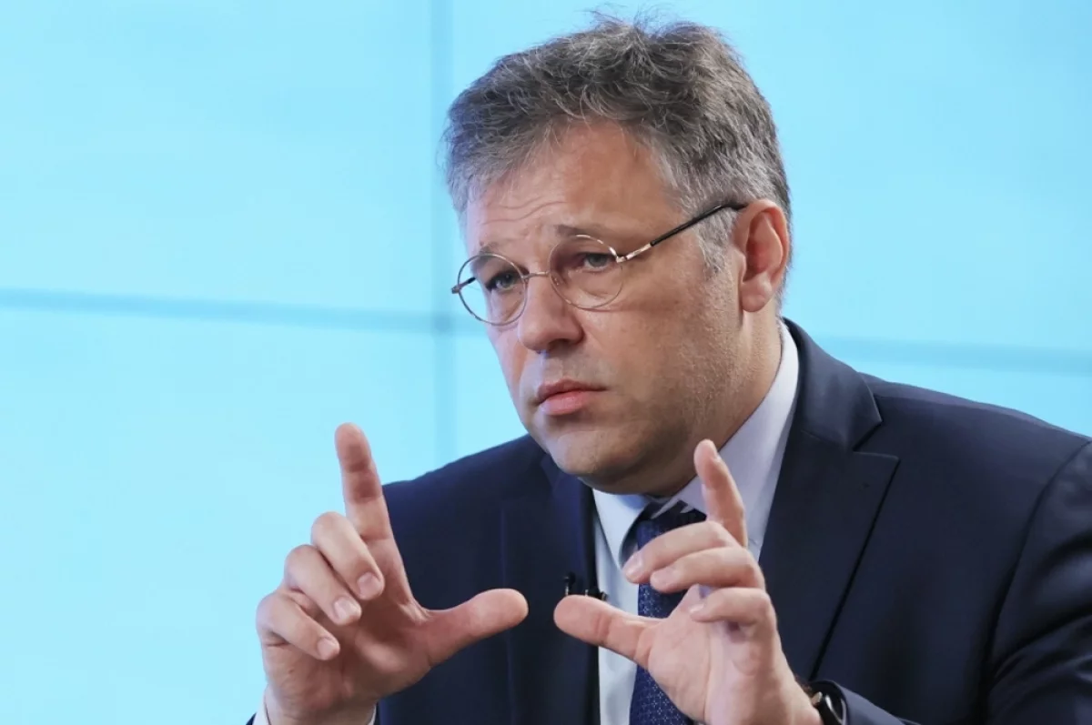 Read more about the article Просто марионетки. Мирошник: бунты возможны только под руководством Запада