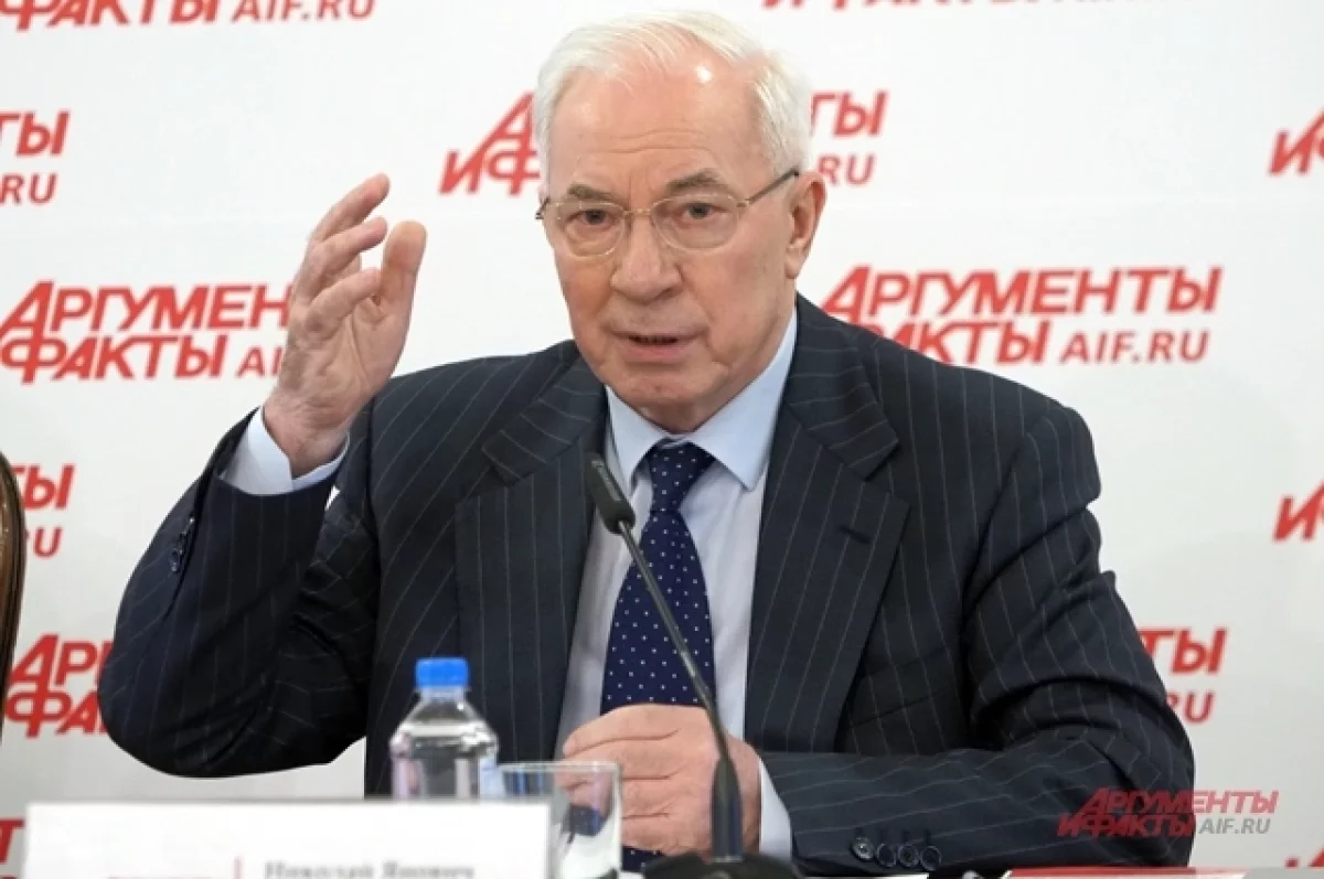 Read more about the article «Его согласие — клоунада». Азаров сказал, как Зеленский срывает план Трампа