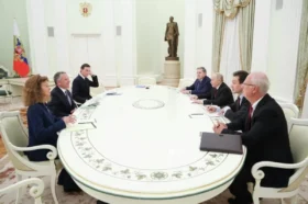 Сторонники войны в унынии. Как на Западе реагируют на переговоры в Кремле