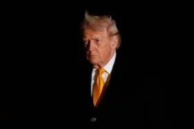 Трамп потребовал от Дании «немедленно убраться» из Гренландии