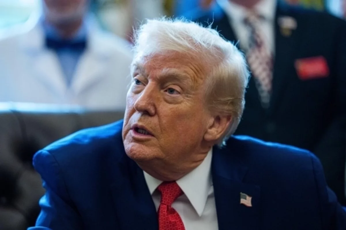 Read more about the article Трамп заявил, что ветряные электростанции убивают миллионы птиц