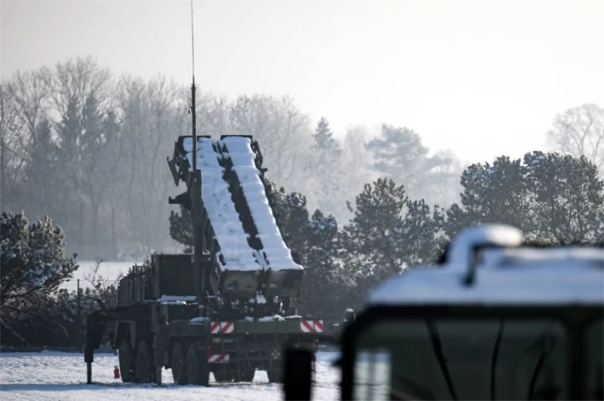 Read more about the article В Китае заявили, что Украина осталась без снарядов для Patriot и оружия