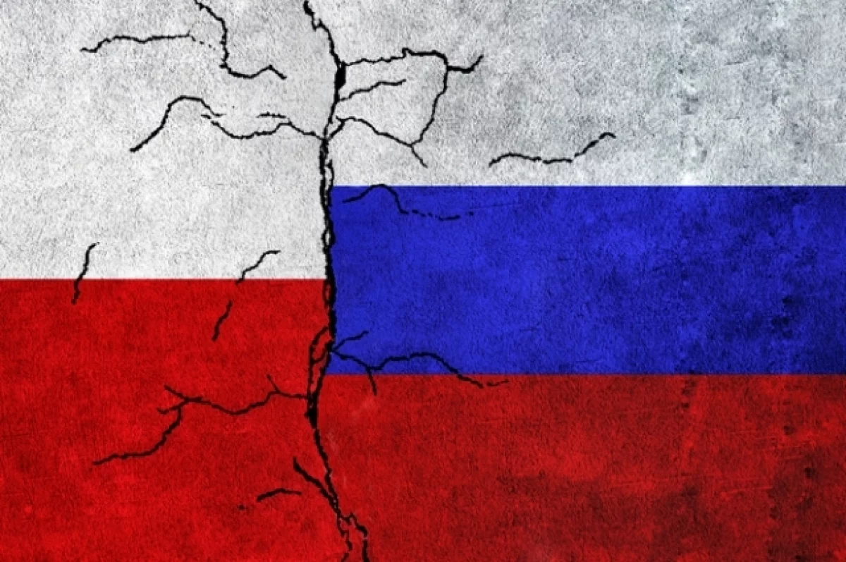 Read more about the article Срочно уезжайте. Польский МИД обратился с воззванием к гражданам