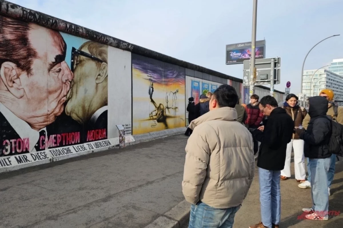 Read more about the article «Мы вас так сильно любили, но…» За что в бывшей ГДР обижены на русских?
