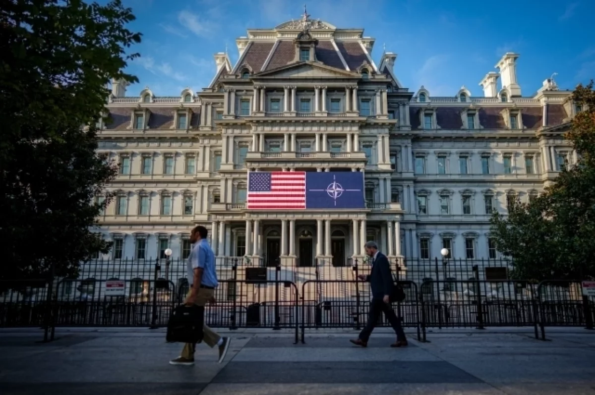 Read more about the article В США рассказали о скрытой работе НАТО с Украиной