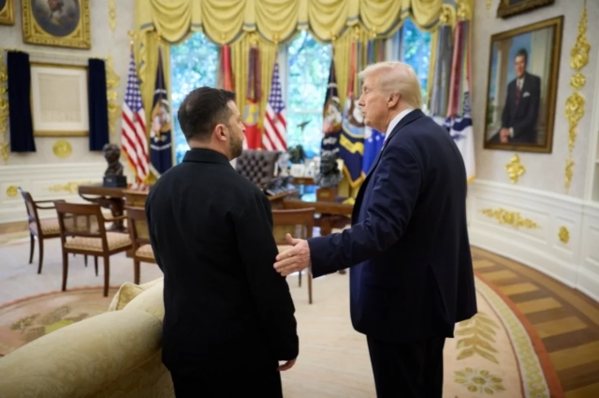 Read more about the article Трамп отказал Зеленскому в просьбе передать Украине 300 ракет для Patriot