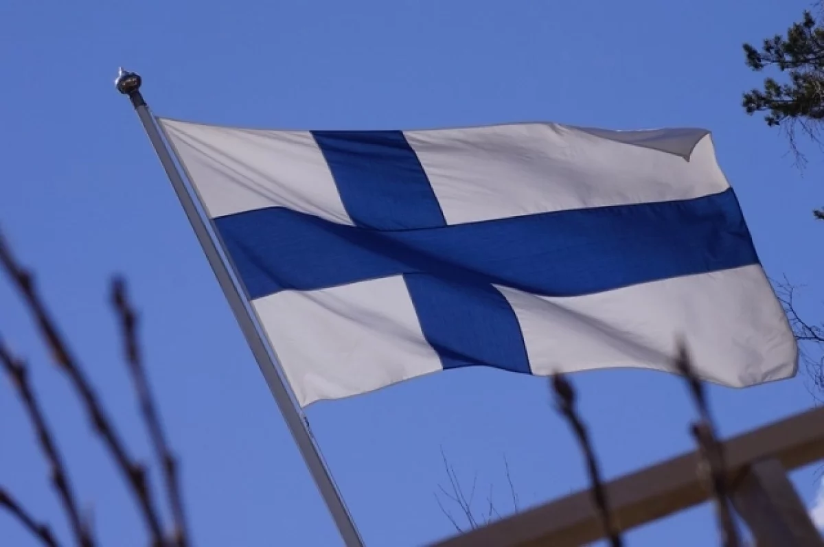 Read more about the article В Сети подняли на смех истерику финнов о «российской угрозе» в туалетах